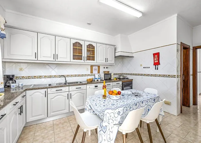 Marrachinho By * 阿尔布费拉