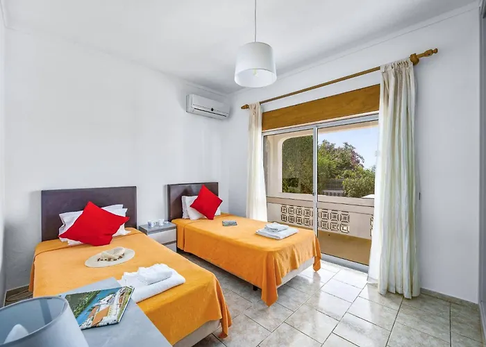 Marrachinho By 别墅